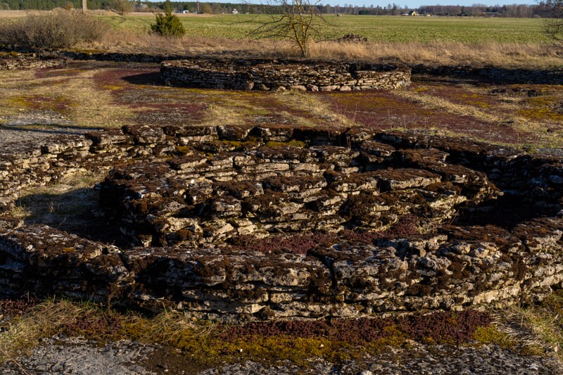 jyyelyahtme-kivikirstkalmistu 2025-04-13 1-4