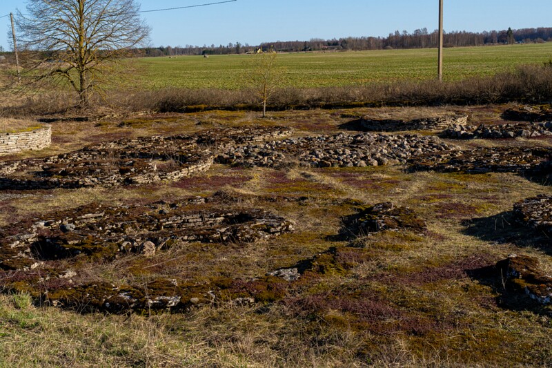 jyyelyahtme-kivikirstkalmistu 2025-04-13 1-9