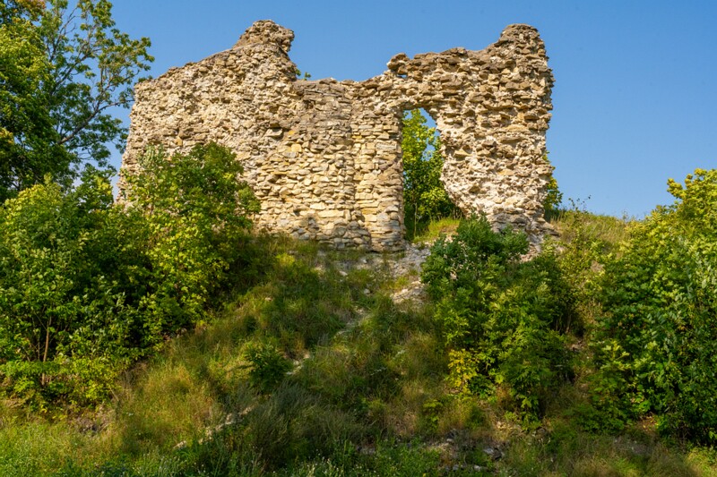 lihula-linnuse-varemed 1-12